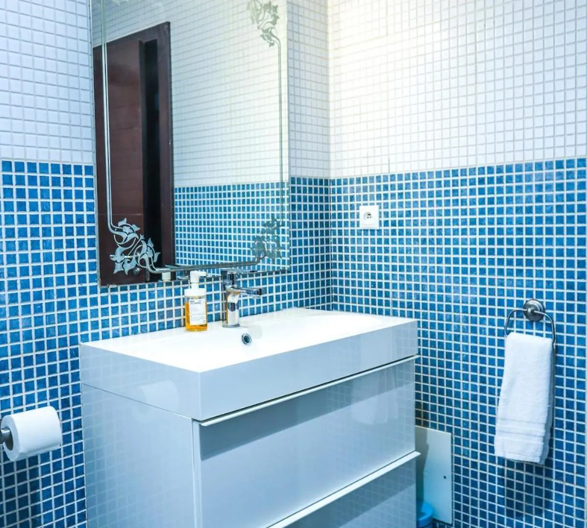 Apartamento Majorelle Retreat- Elegant Condo With Pool, Steps From Majorelle Garden Marraquexe