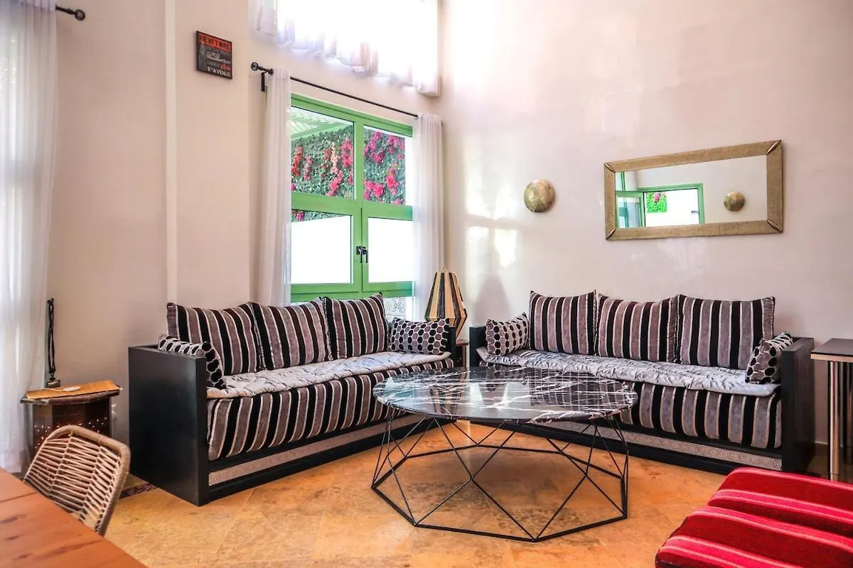 Majorelle Retreat- Elegant Condo With Pool, Steps From Majorelle Garden Marrakesh