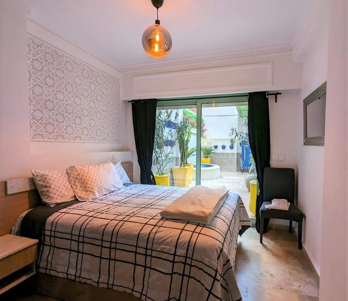 Majorelle Retreat- Elegant Condo With Pool, Steps From Majorelle Garden Marrakesh Appartement